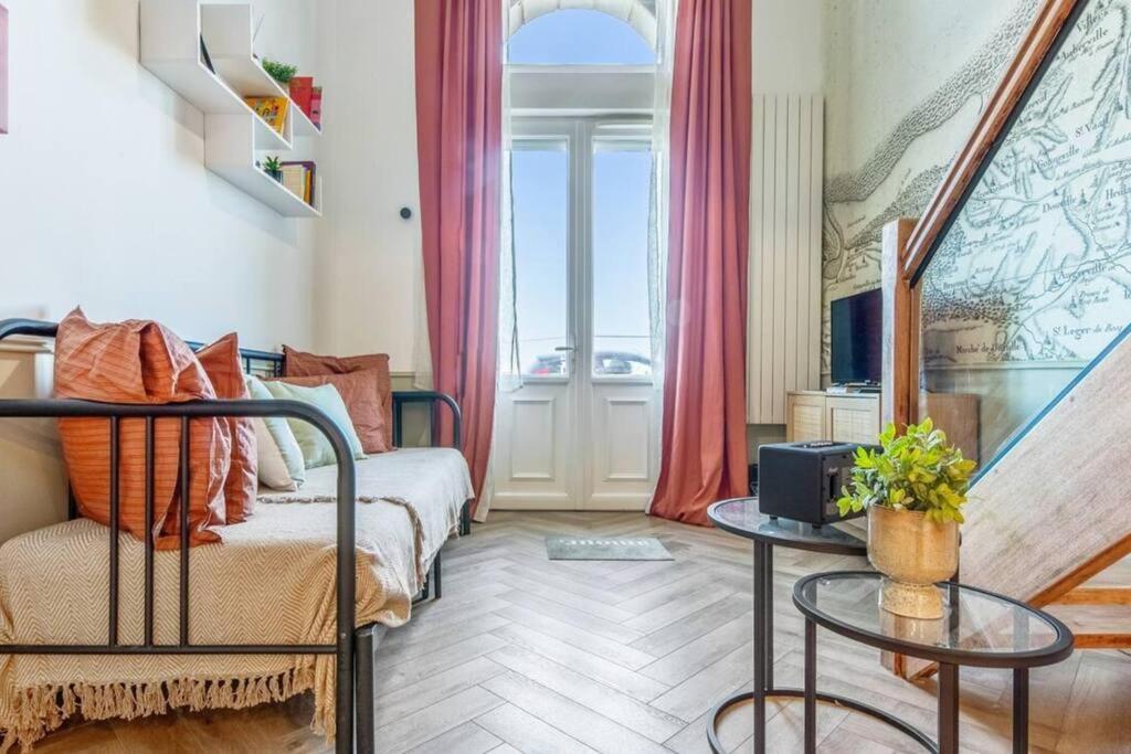 Juste La - Classe 3 Etoiles - Face A La Apartment *